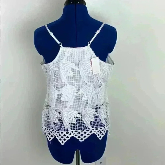🆕 NWT Lulumari lace camisole w/ lining size M - Picture 4 of 8